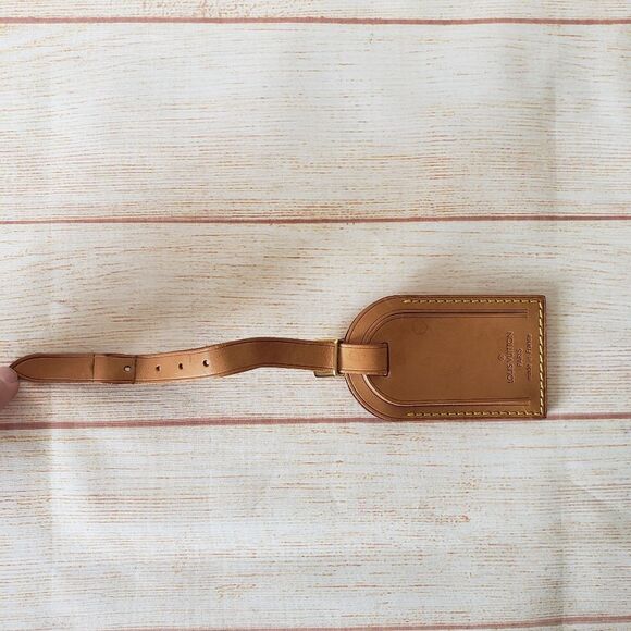Authentic Louis Vuitton Leather Luggage Tag Holder Adjustable - Picture 9 of 10